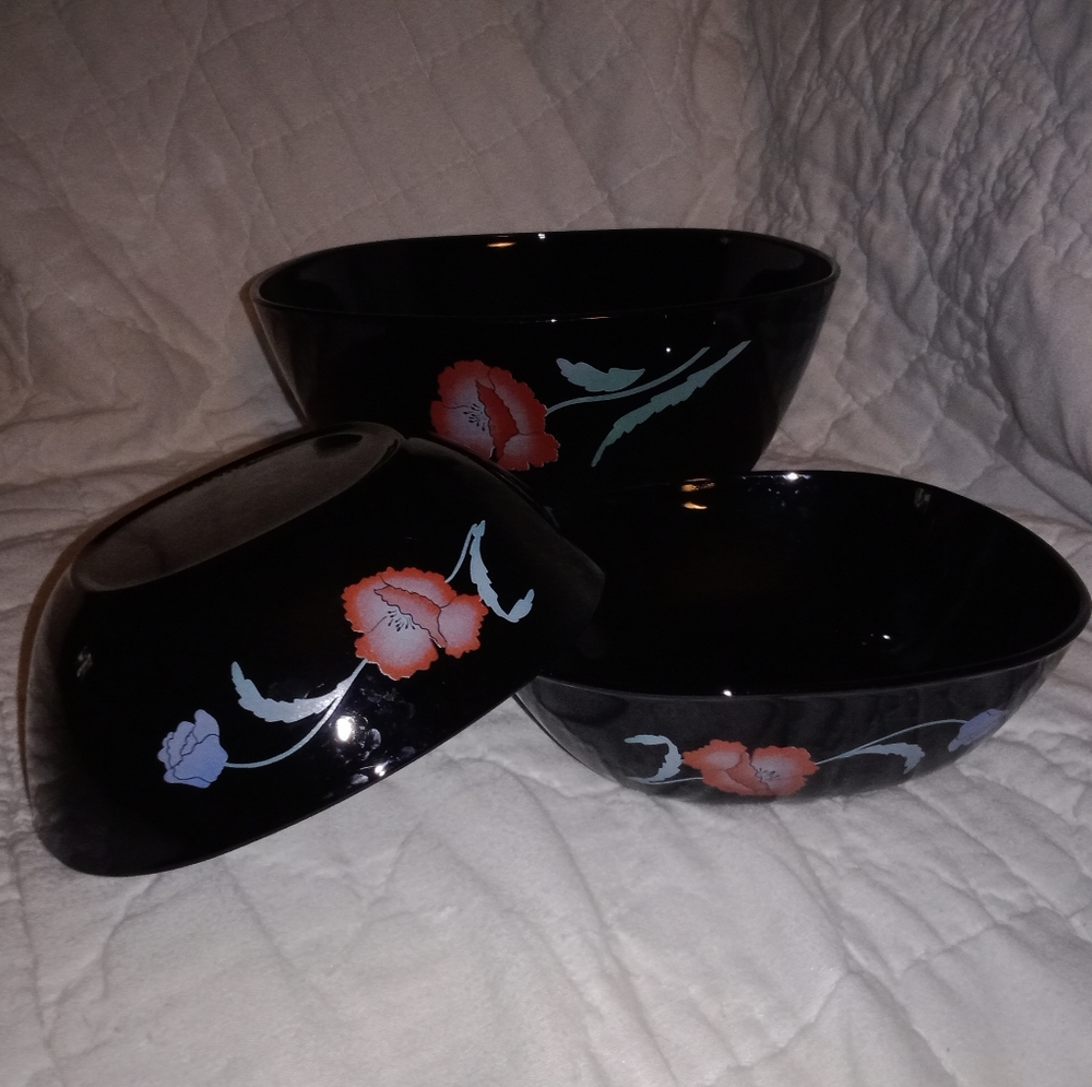 Vintage Black Onyx Glass Floral Kitchen Salad Bowl Set France